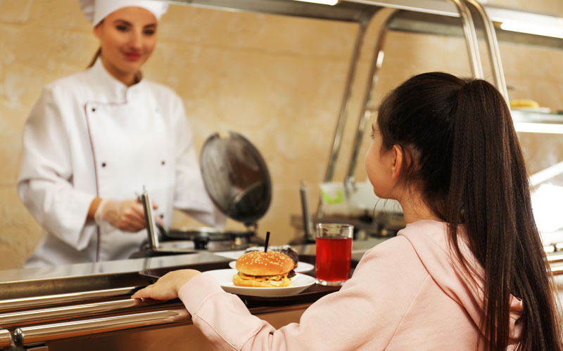 9 Essential Elementary School Cafeteria Management Tips